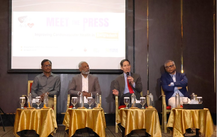 হৃদরোগ মোকাবেলায় প্রাথমিক স্বাস্থ্যসেবা শক্তিশালী করতে হবে